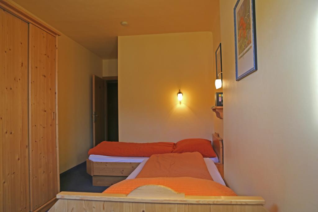 Haus Der Begegnung Hotel Gosau Exterior foto
