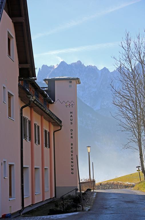Haus Der Begegnung Hotel Gosau Exterior foto